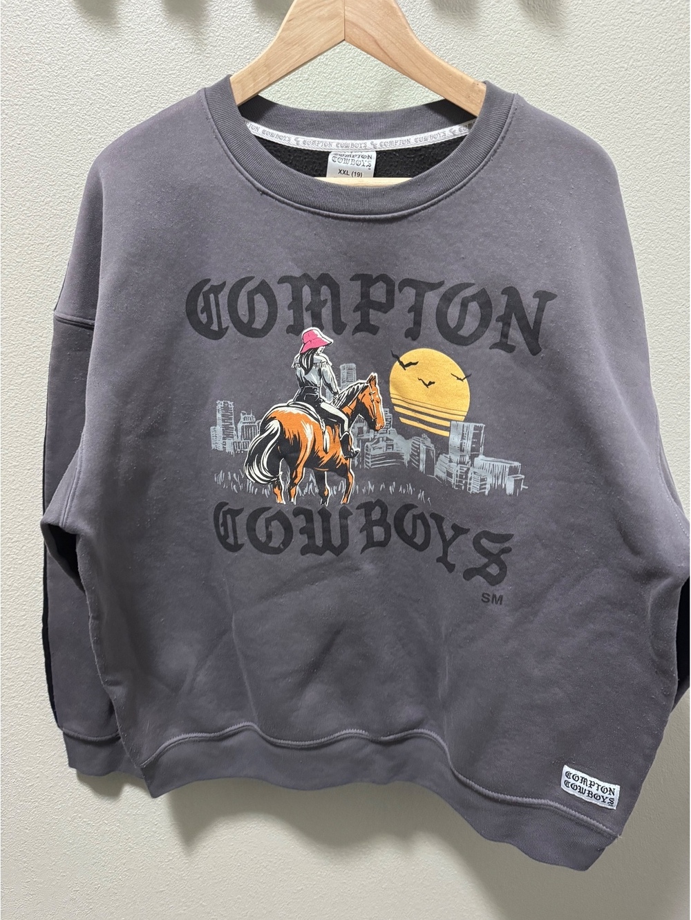Compton Cowboys Sweatshirt XXL 2XL Horse Rider Western Graphic Crewneck Gray